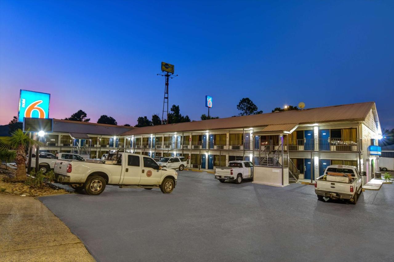 Hotel 6-dalton, Ga 3*