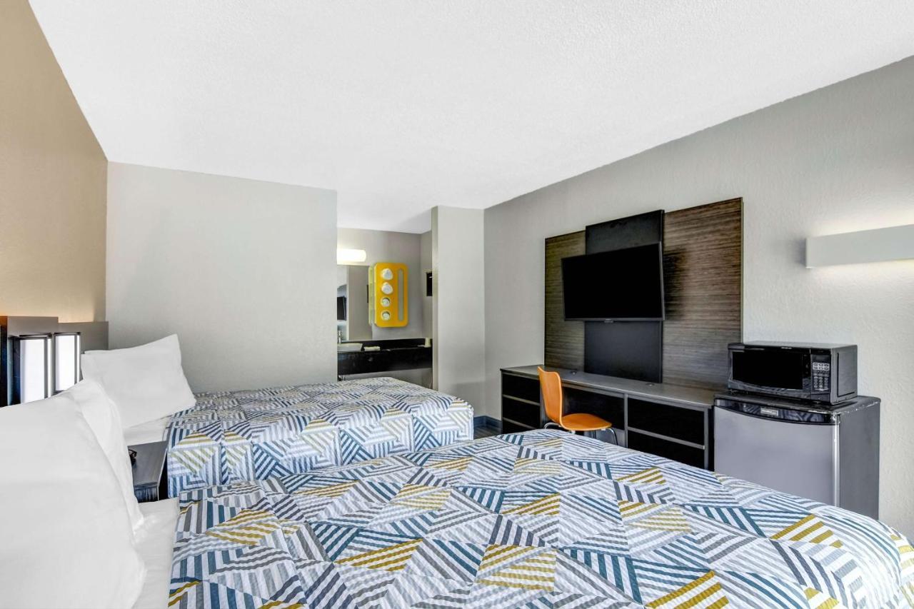 6-dalton, Ga 3*